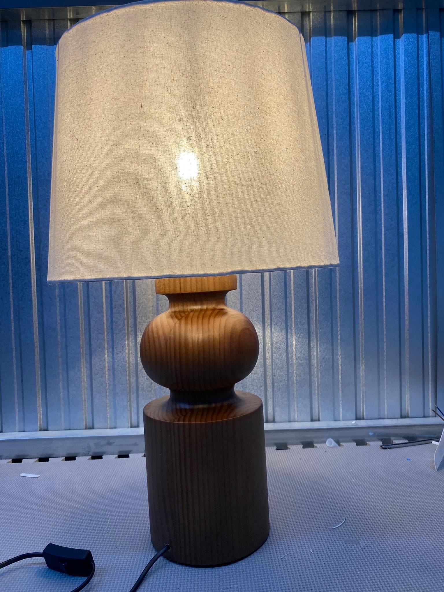 Đơn vị cung cấp, thi công đèn gỗ trang trí uy tín tại TP. Hồ Chí Minh ?